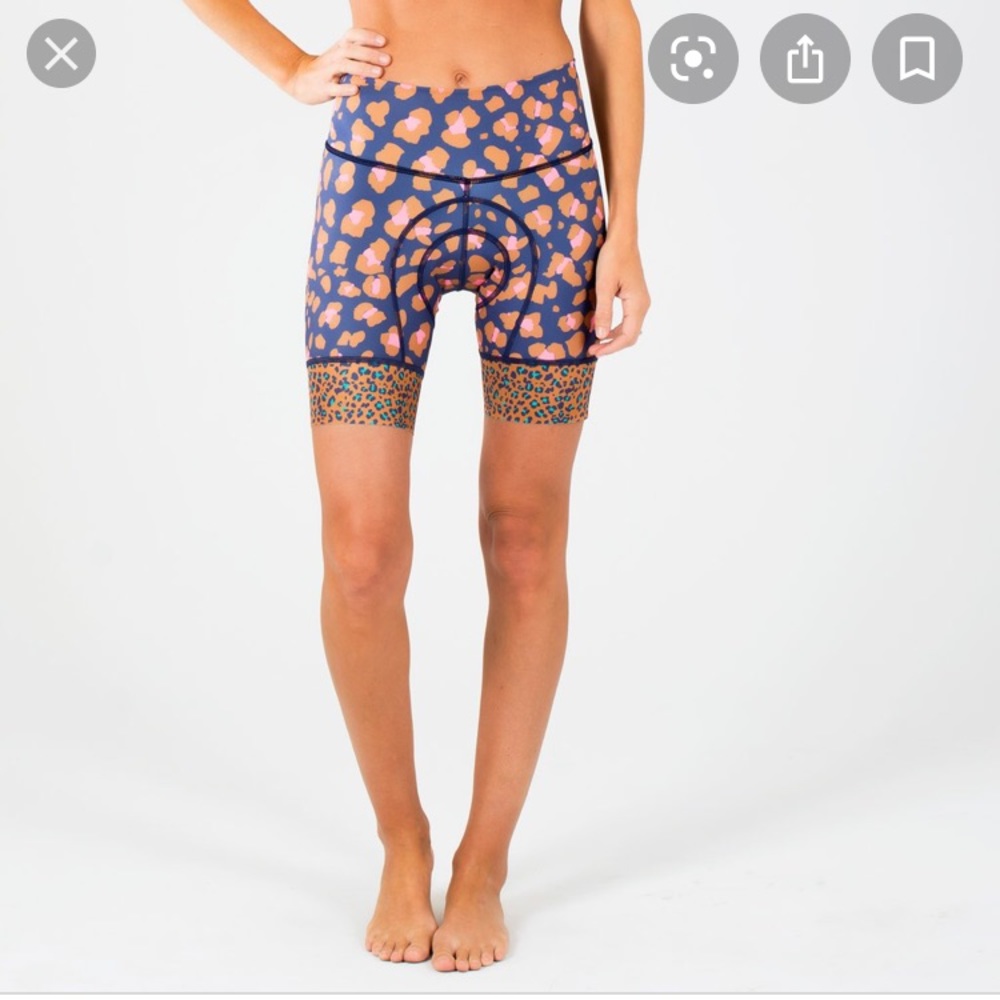 ISO Shebeest Big Cat Petunia Cycling Shorts S